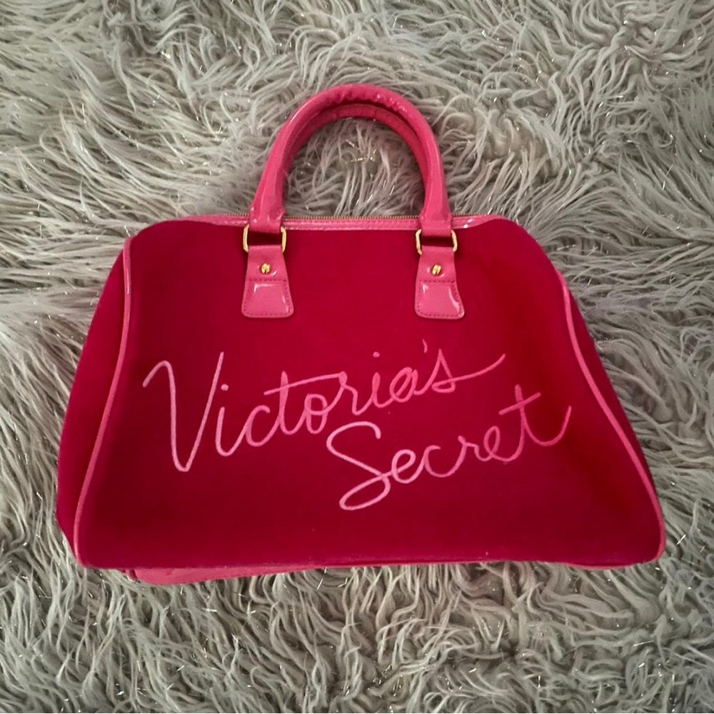 rare vintage victoria’s secret pink handbag SOLD💋!!.